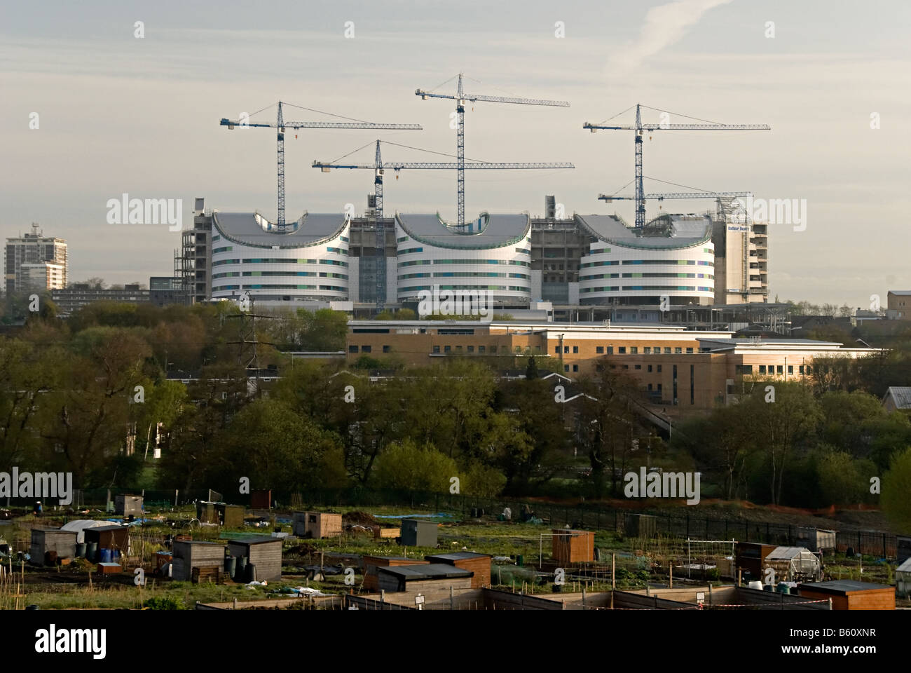 Queen Elizabeth Hospital Selly Oak viste Selly Oak super ospedale Queen Elizabeth in costruzione e parzialmente costruita Foto Stock
