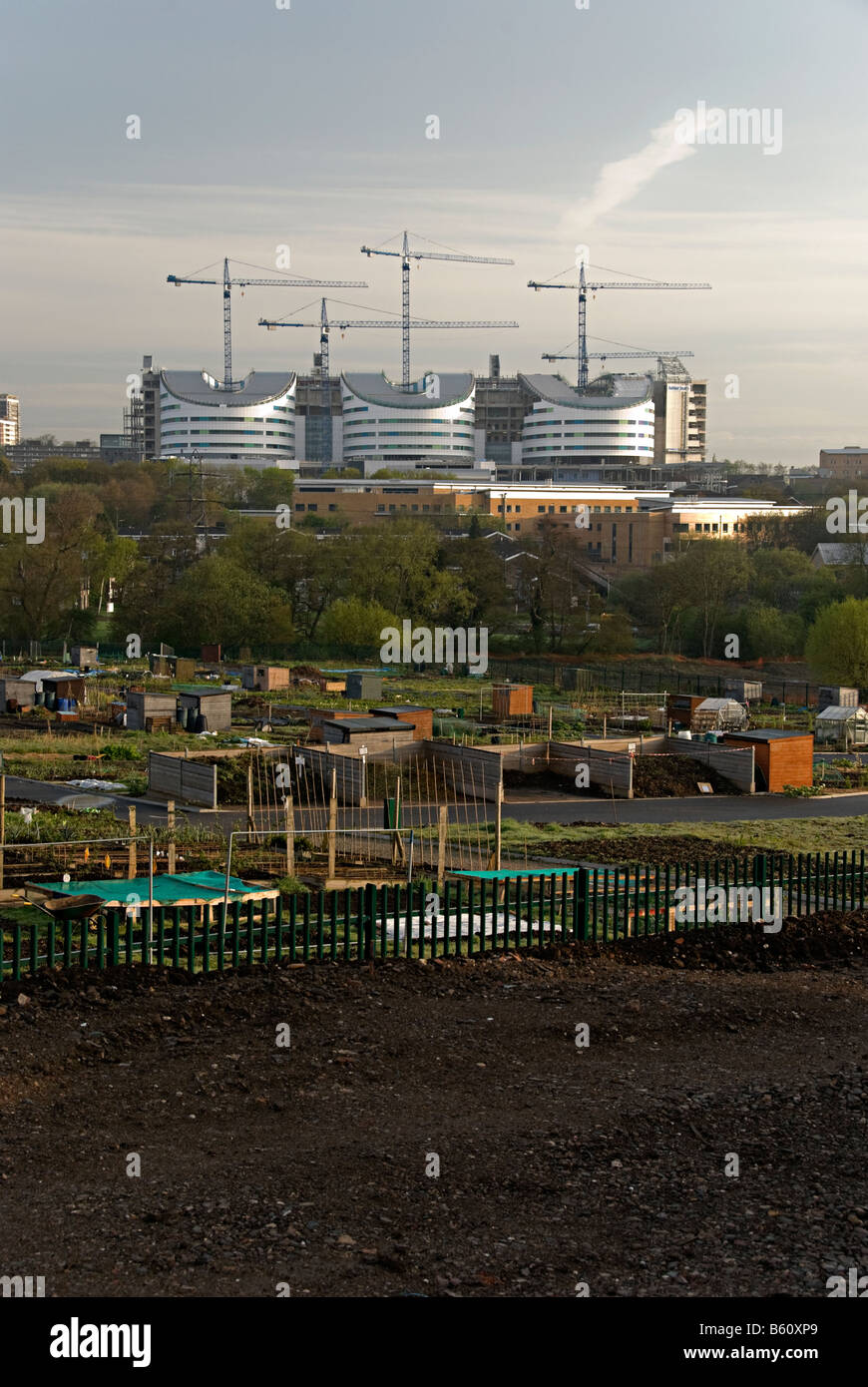 Queen Elizabeth Hospital Selly Oak viste Selly Oak super ospedale Queen Elizabeth in costruzione e parzialmente costruita Foto Stock
