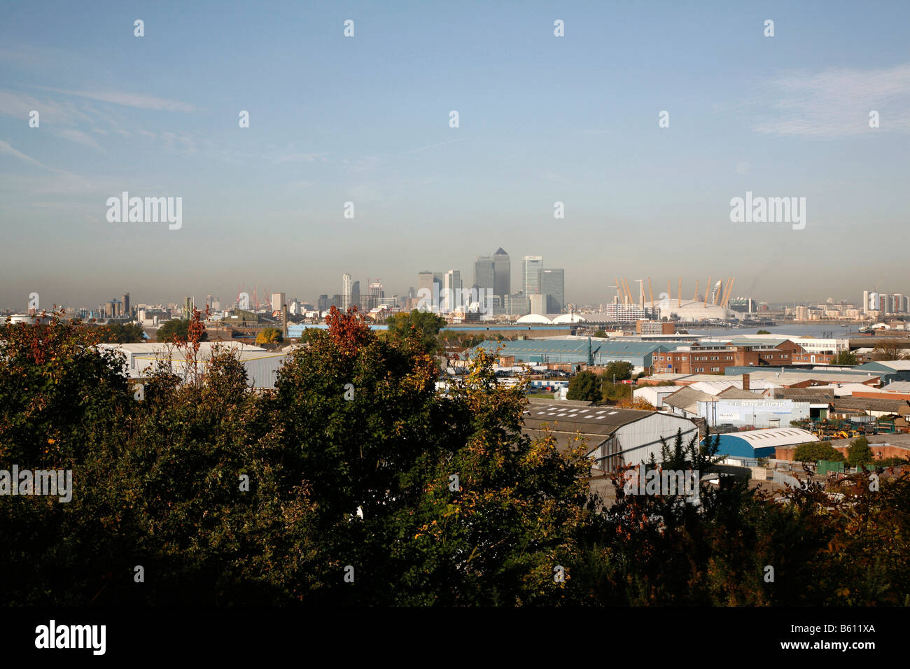 Vista panoramica di Canary Wharf da Maryon Park, Charlton, Londra Foto Stock