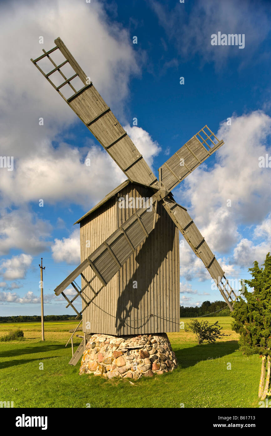 Il mulino a vento, Harju, Hiiumaa, Mar Baltico isola, Estonia, Paesi Baltici, a nord-est Europa Foto Stock