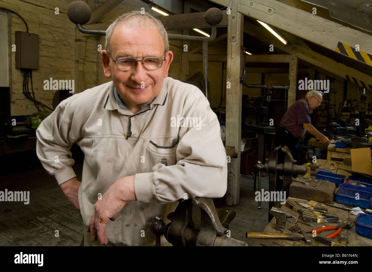 Trevor Ablett Maker di coltelli da tasca Sheffield Foto Stock