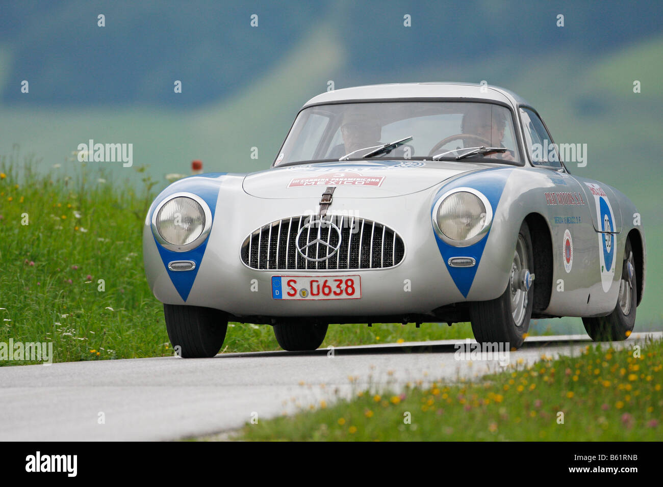 Mercedes Benz 300 SL W 194, costruita nel 1952, prototipo dal museo Mercedes di Jochen Mass Ennstal Classic 2008, Styr Foto Stock