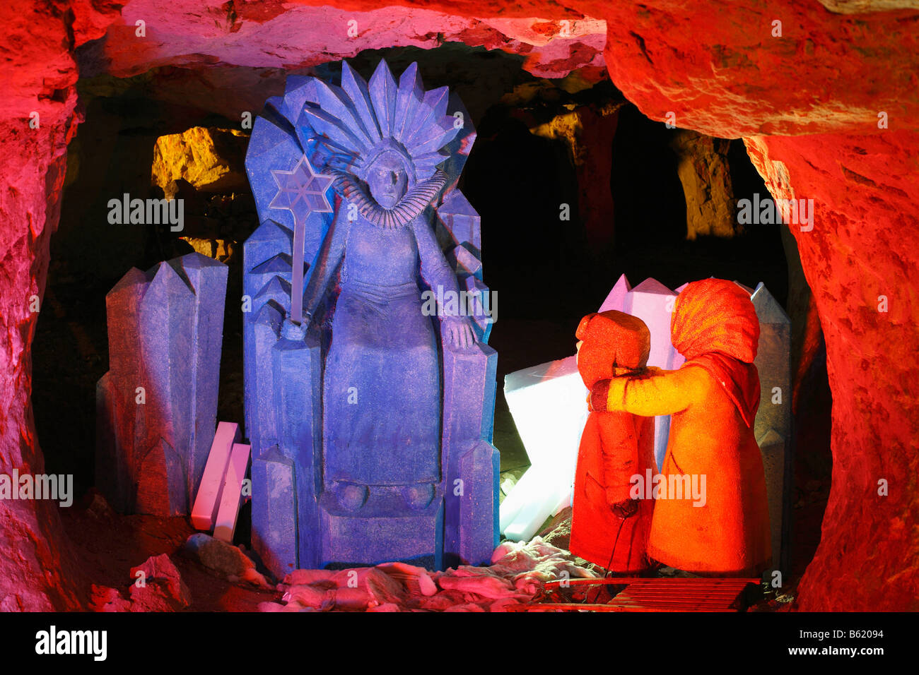 'Die Schneekoenigin', 'la Regina delle nevi" le figure in pietra arenaria di Walldorf e fiabesca grotta, Rhoen, Turingia, Gerrmany, Europa Foto Stock