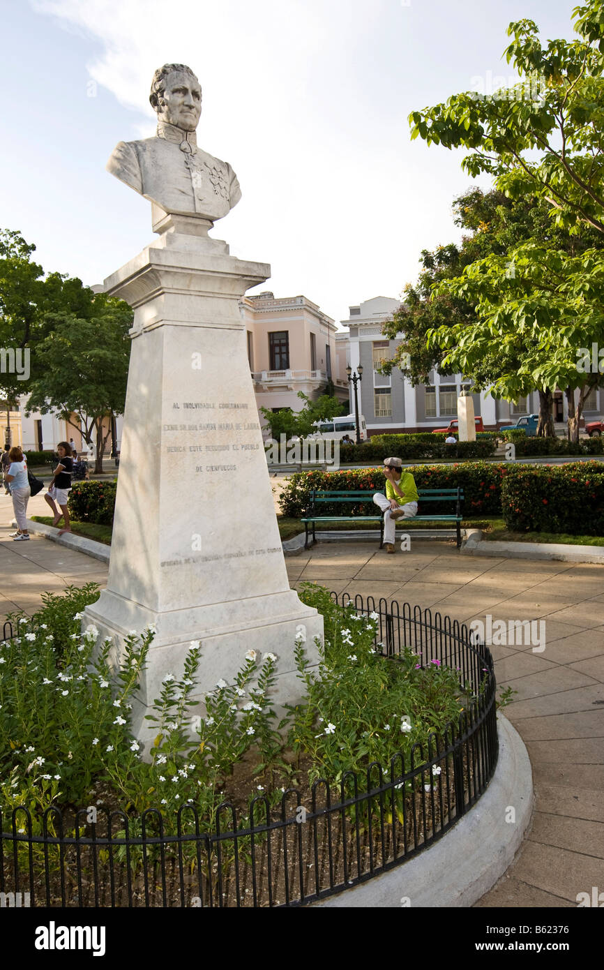 Monumento nel Parque Jose Marti a Cienfuegos, Cuba, Caraibi, America Foto Stock