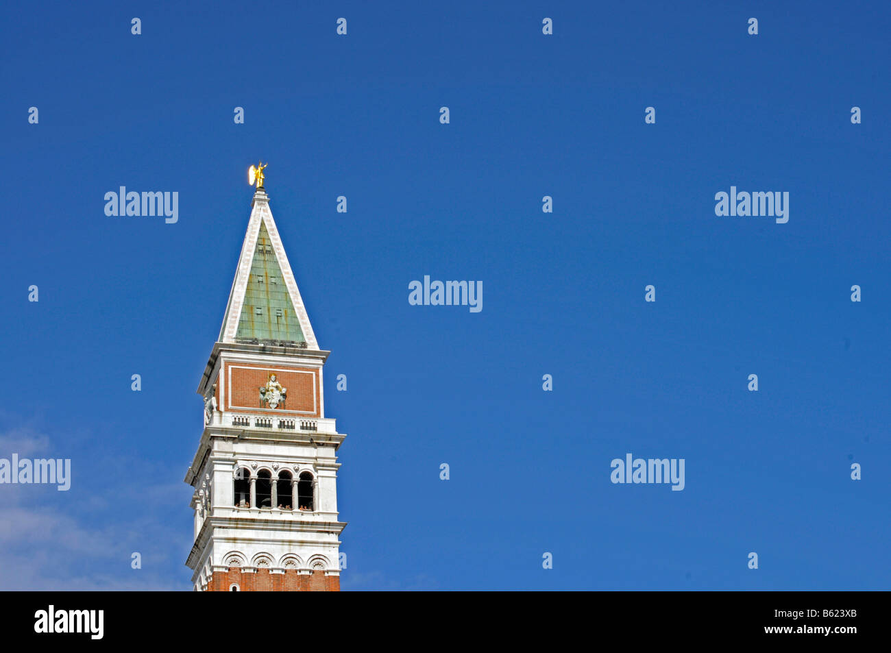 Parte superiore del Campanile torre campanaria, Venezia, Italia e Europa Foto Stock