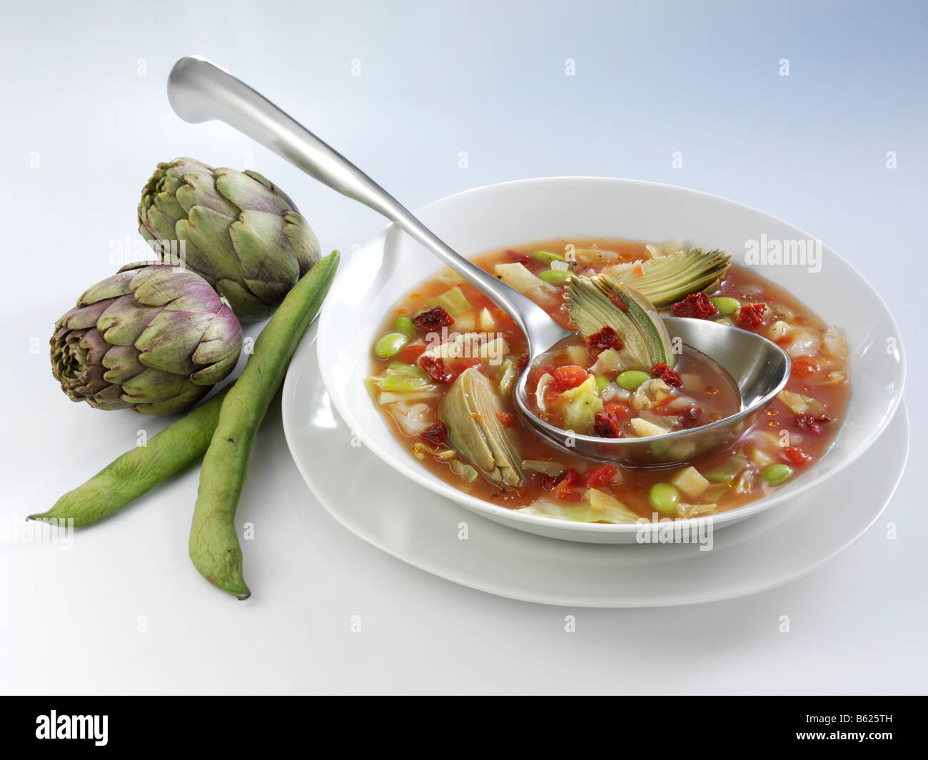 Italiano la zuppa di cavolo cappuccio in un piatto fondo Foto Stock