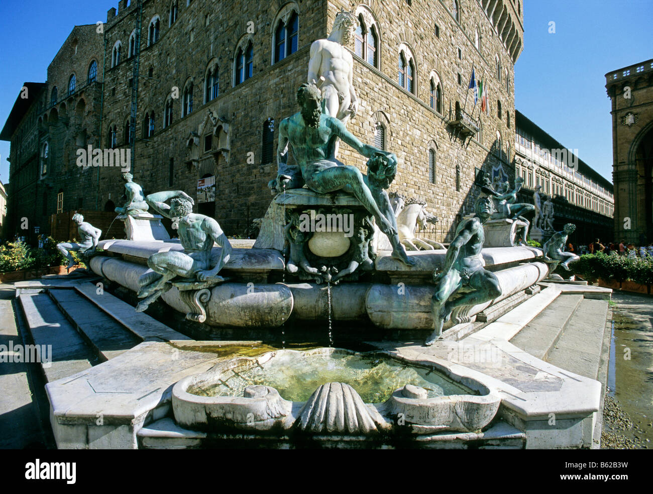 La fontana di Nettuno e il Palazzo Vecchio, Piazza della Signora, Florence, Firenze, Toscana, Italia, Europa Foto Stock