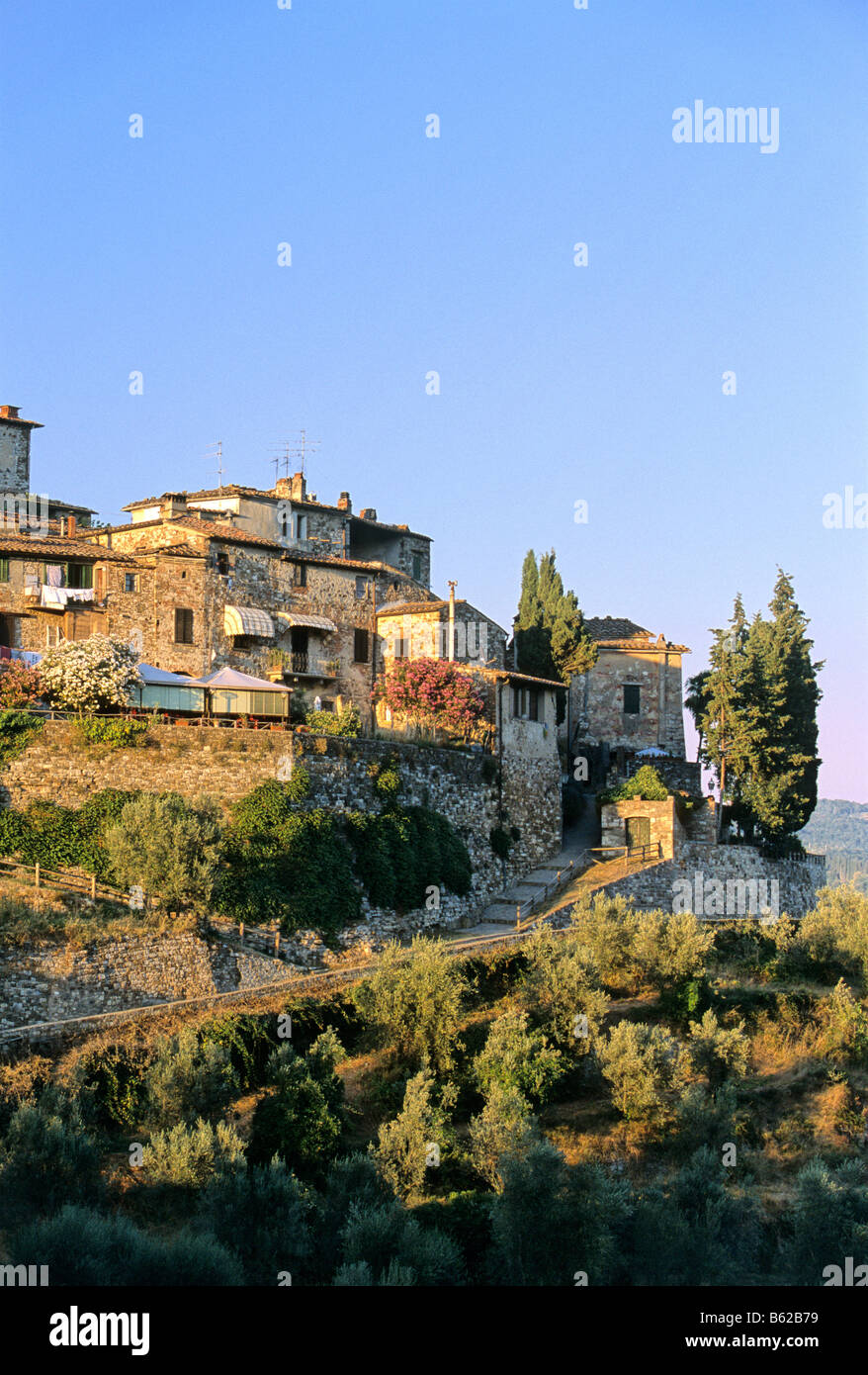 Il piccolo paese vinicolo di Montefioralle, Chianti, Firenze, Firenze, Toscana, Italia, Europa Foto Stock
