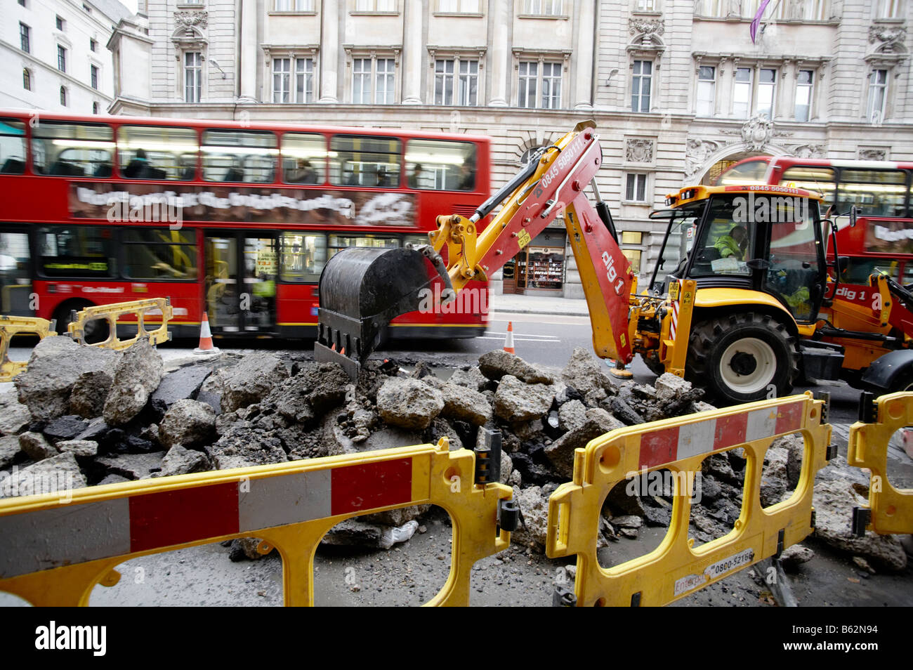 Lavori stradali in Londra England Regno Unito Foto Stock