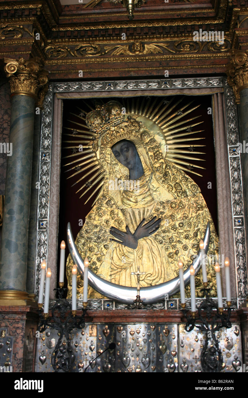 Il dipinto della Beata Vergine Maria Madre della Misericordia, Vilnius, Lituania Foto Stock