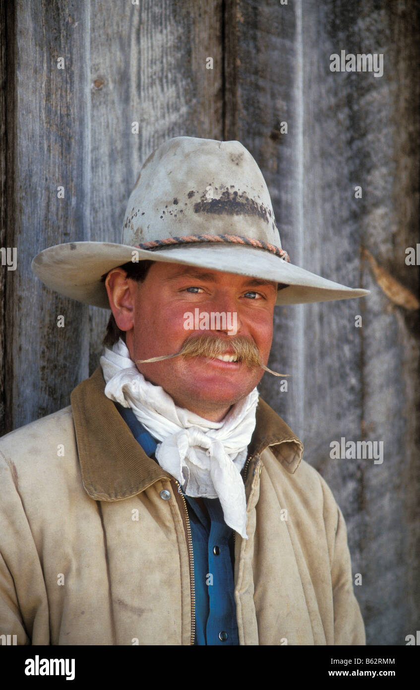 Gary Miller di terza generazione Oregon sudorientale bovini rancher a Frenchglen Corral Foto Stock