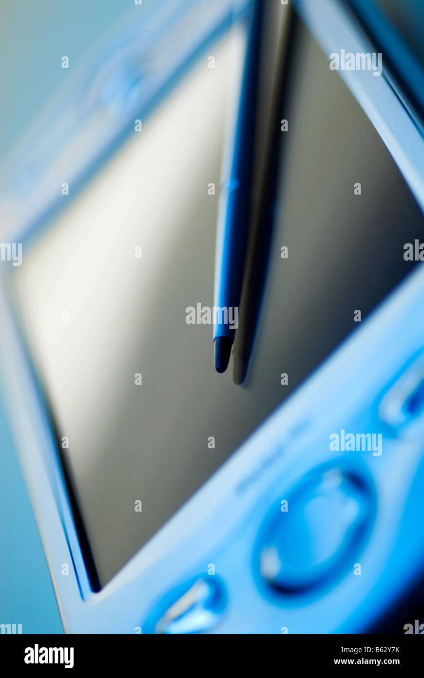 Close-up di un assistente di dati personale con una penna digitalizzata Foto Stock