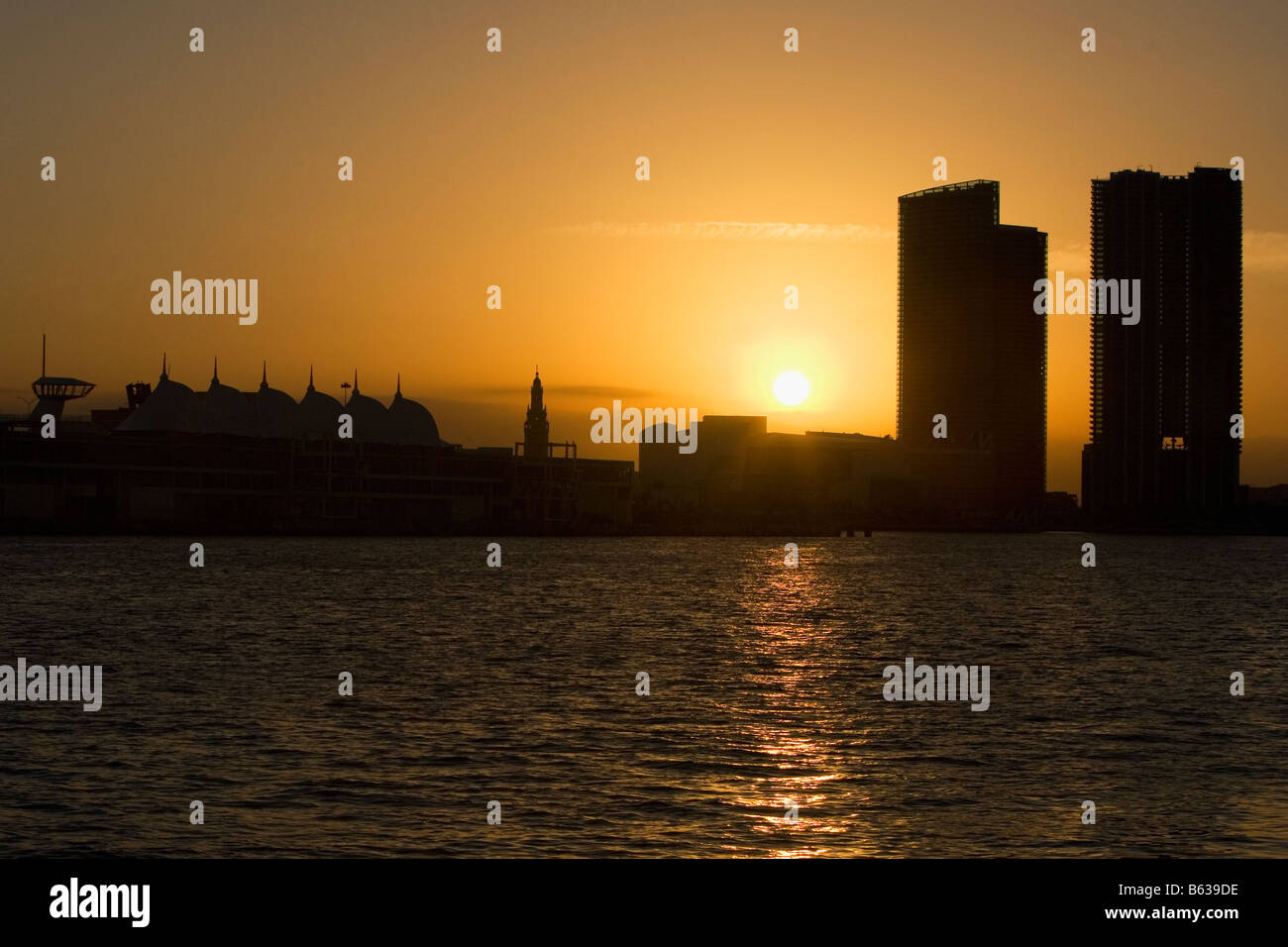 Edifici al Waterfront, Miami, Miami-Dade County, Florida, Stati Uniti d'America Foto Stock