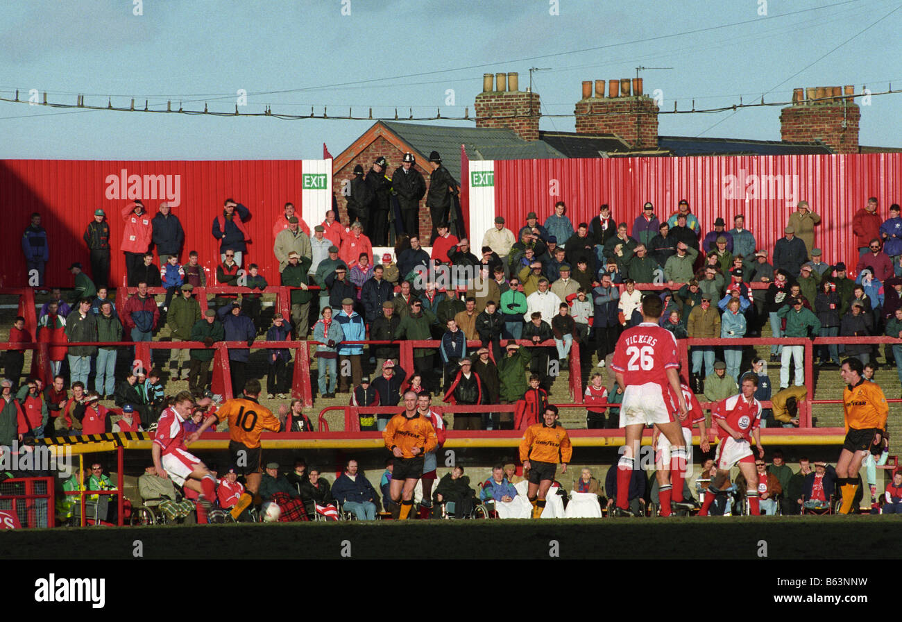 Gli spettatori a Middlesbrough V LUPI A AYRESOME PARK 5 3 94 1 0 Foto Stock