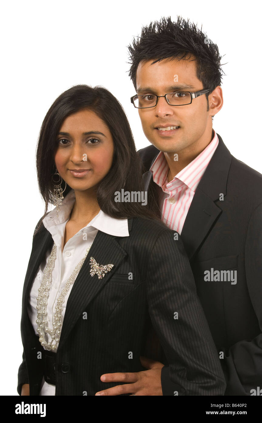 Giovani asiatici moderno giovane in giacca isolato su bianco Foto Stock