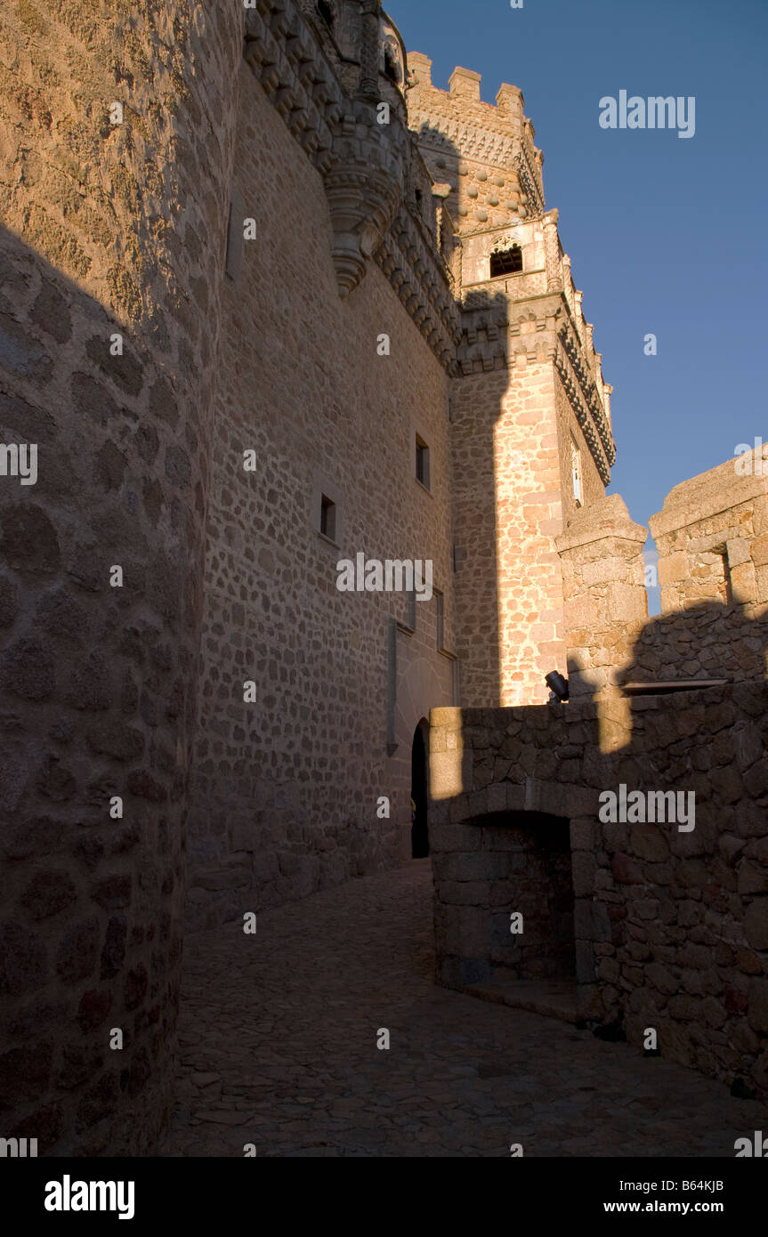 Manzanares el Real Castello Castillo de Manzanares el Real restaurato xv secolo castello Madrid Spagna España UE Foto Stock