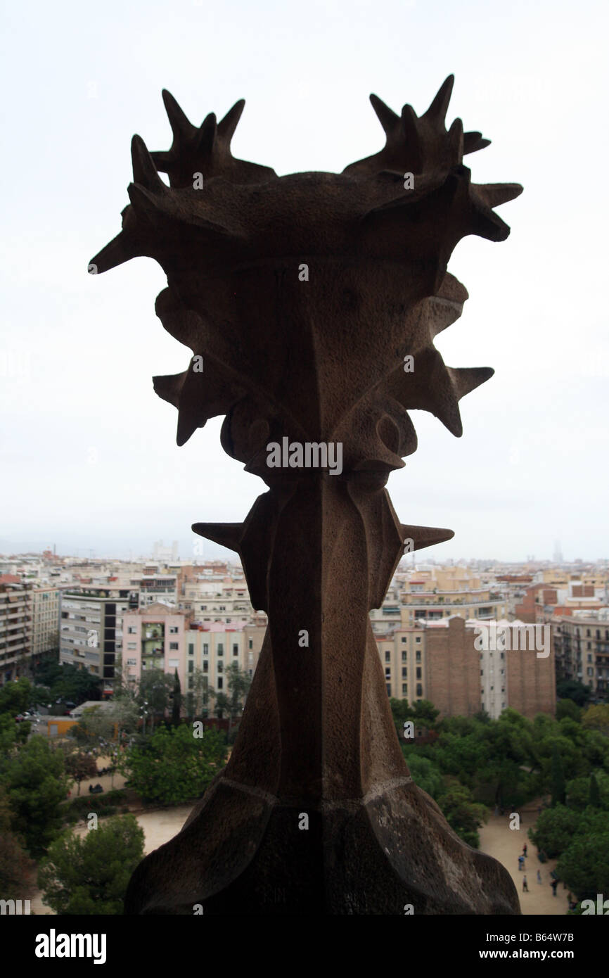 Vista dalla Sagrada Familia - Scultura (il Tempio Expiatori de la Sagrada Família) [Barcellona, in Catalogna, Spagna, Europa]. . Foto Stock