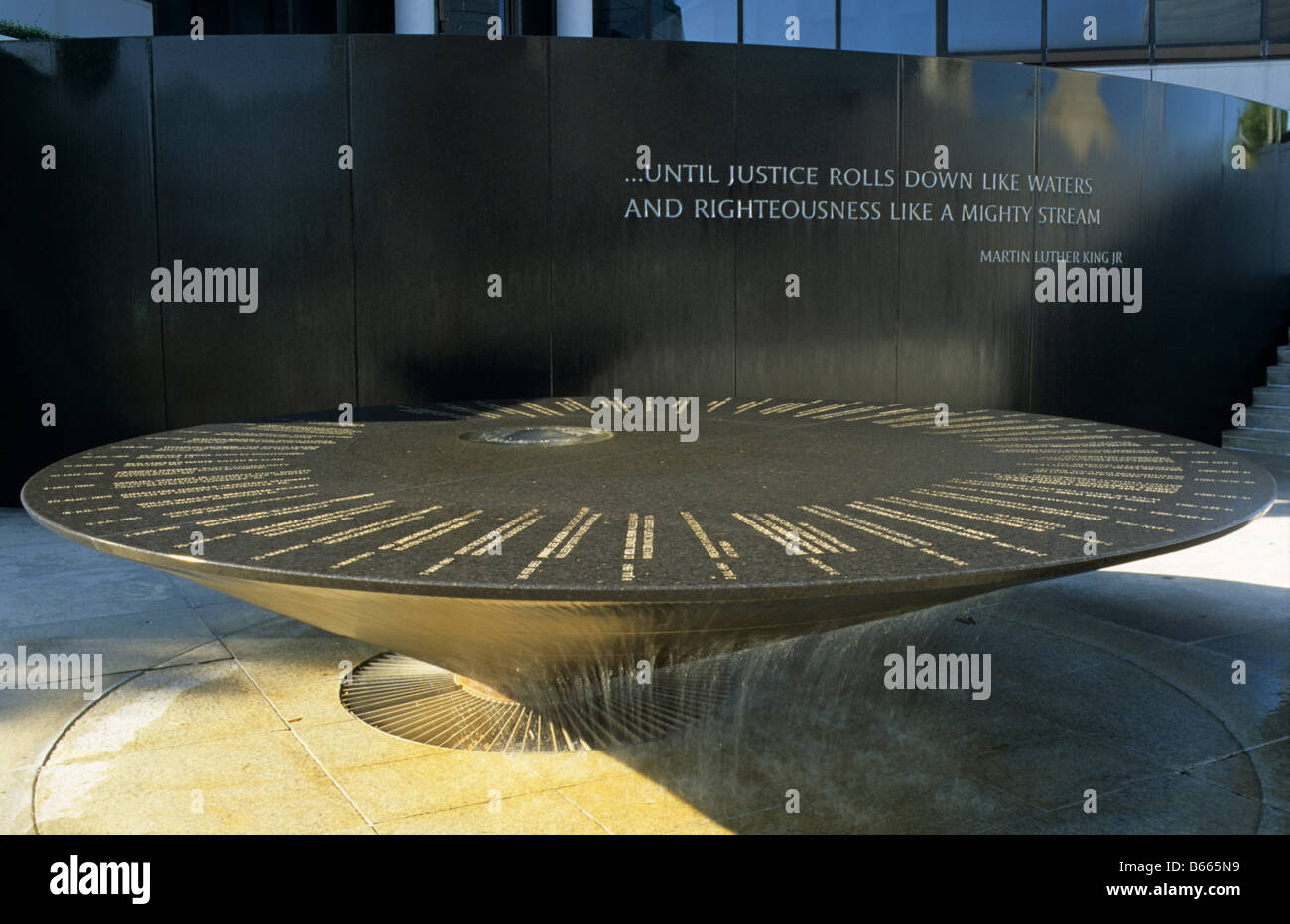 I diritti civili fontana commemorativa della povertà del sud Diritto Centro di Montgomery in Alabama US Foto Stock