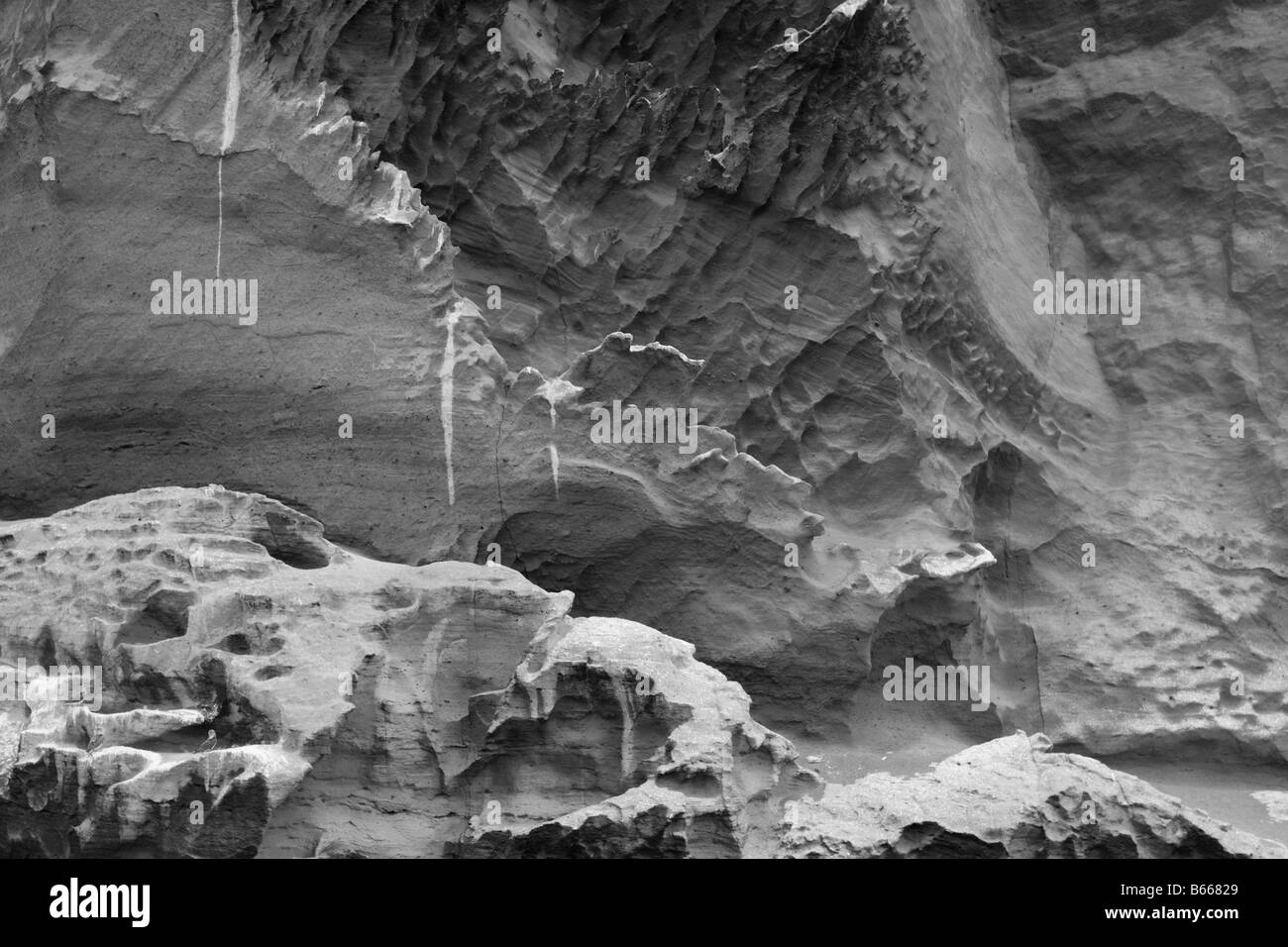 Ecuador Isole Galapagos National Park Bartolome isola brullo paesaggio vulcanico lungo il litorale Foto Stock