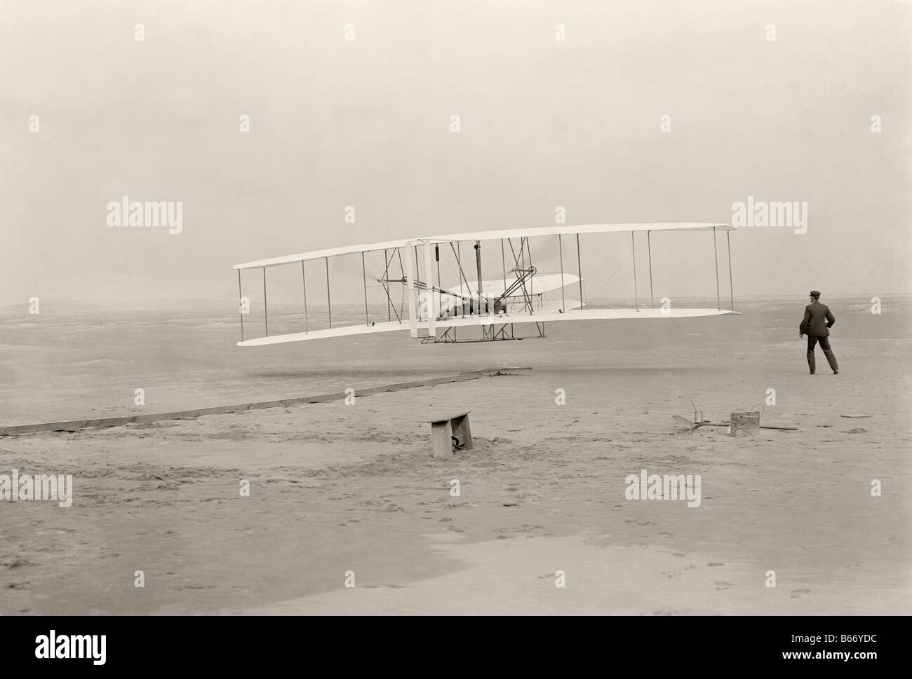 Fratelli Wright effettuare il primo volo nel 1903 a Kitty Hawk, North Carolina, Stati Uniti d'America Foto Stock