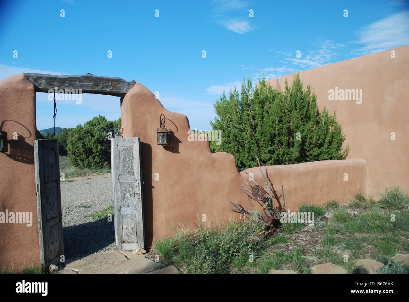 Adobe porta gate arch arche corridoio di passaggio Foto Stock