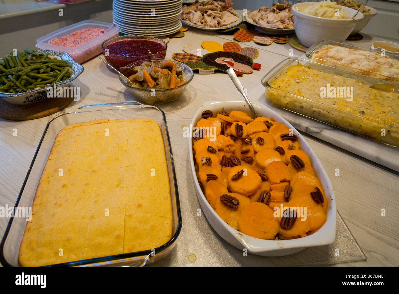 West Bloomfield Michigan cena di ringraziamento viene preparato in una famiglia s cucina Foto Stock