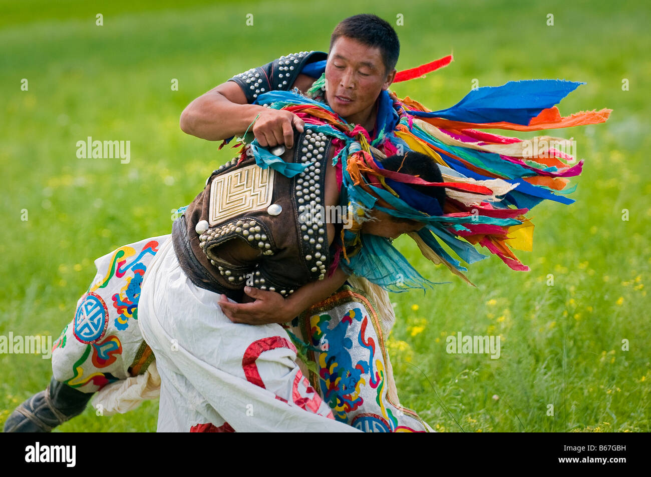 Lottatori mongola in estate il Festival Naadam Xiwuzhumuqinqi Inner Mongolia Cina Foto Stock