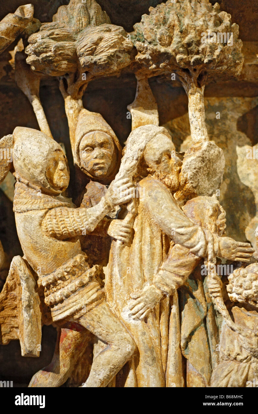 Cristo sul cammino verso il Golgota, pietra scultura romanica, arte, 15 secolo, il Musee des Augustins museum, Toulouse, Francia Foto Stock