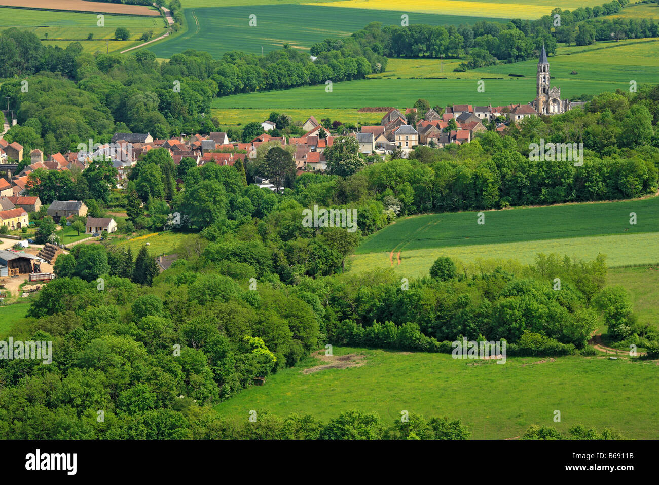Bella vista dalla collina, paesaggio, panoramica, orizzonte, Vezelay, Borgogna, Francia Foto Stock