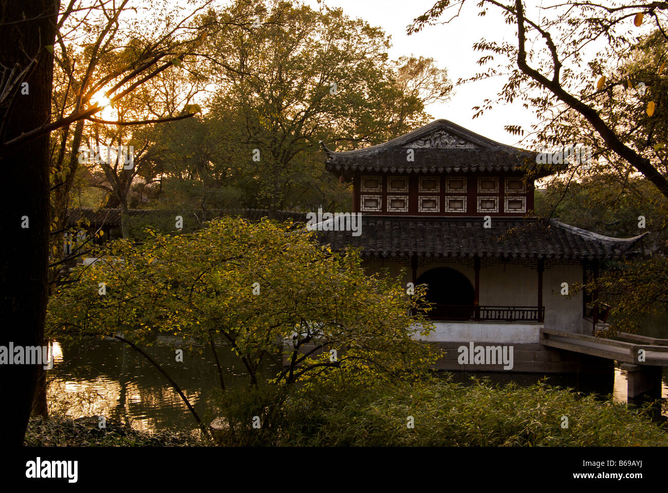 Il 400 anno vecchio ex giardino privato dell'amministratore umile della dinastia Ming un sito patrimonio mondiale dell'UNESCO Foto Stock