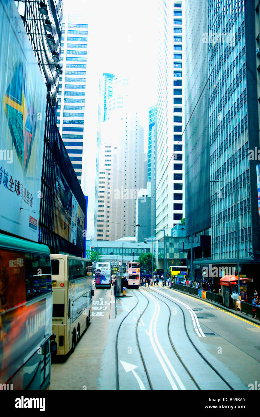 Il traffico su strada, Isola di Hong Kong, Hong Kong, Cina Foto Stock