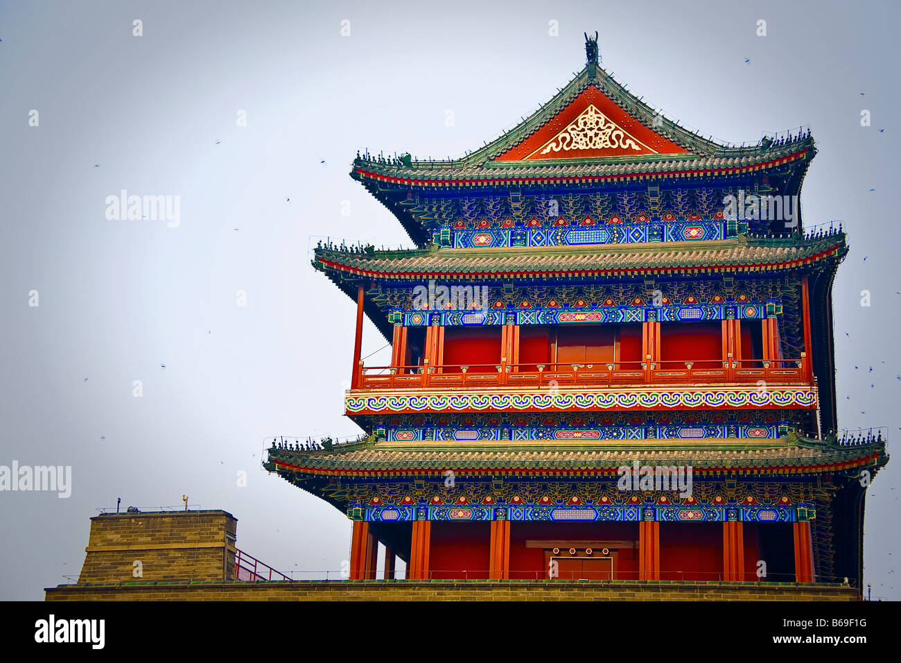 Basso angolo di visione di un edificio, Qianmen a Pechino, Cina Foto Stock