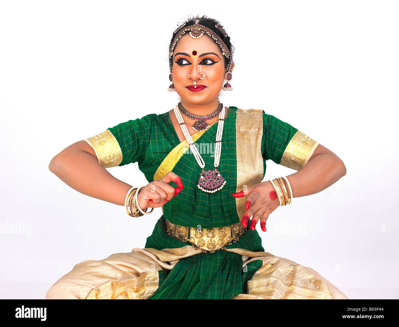 Bharathanatyam femmina ballerino del Tamil Nadu in India del Sud Foto Stock
