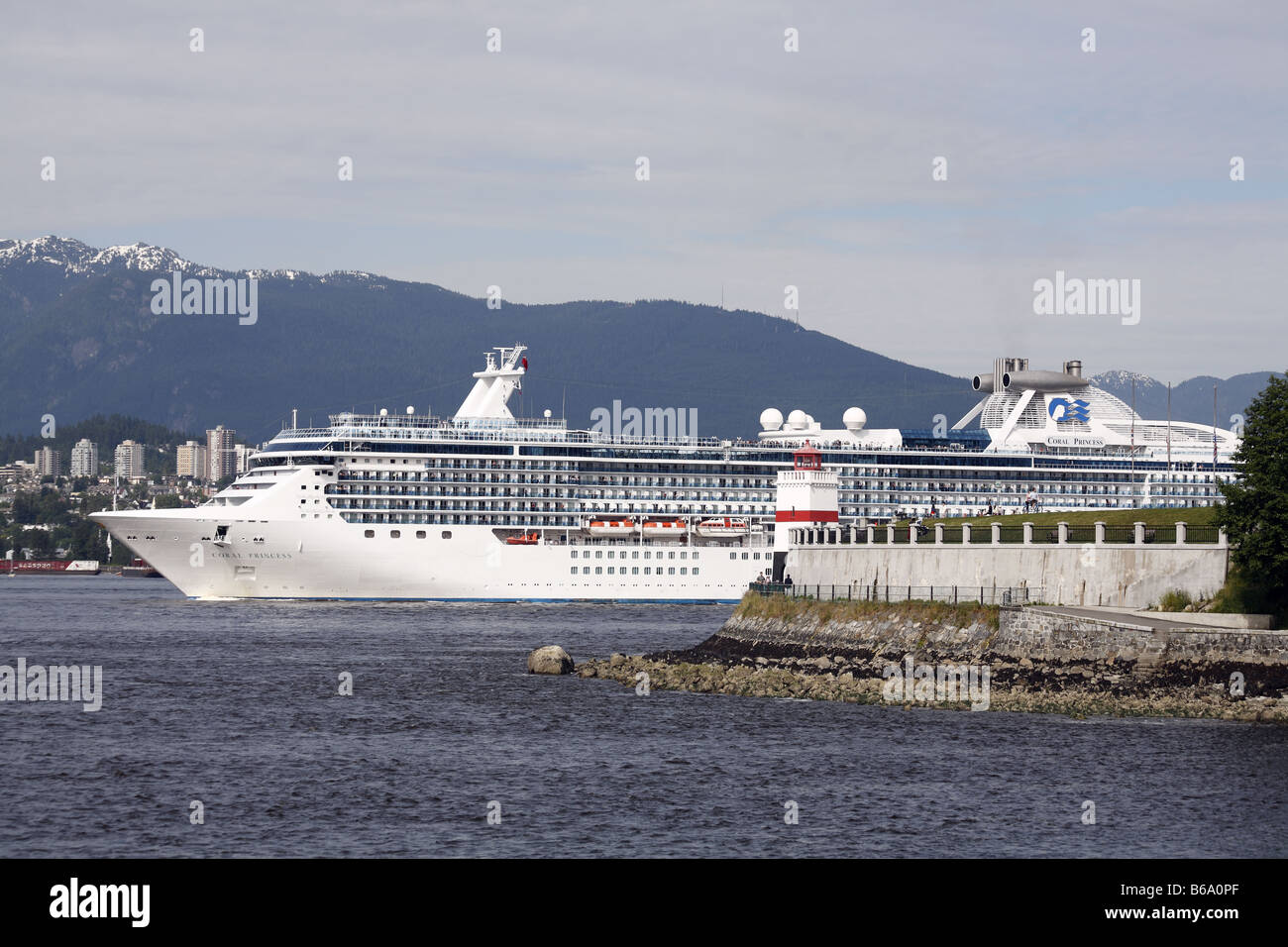 Canada BC Kanada Britisch British Columbia Vancouver Stanley Park Brockton Punto di ingresso Burrad North Vancouver Coral Princess Foto Stock