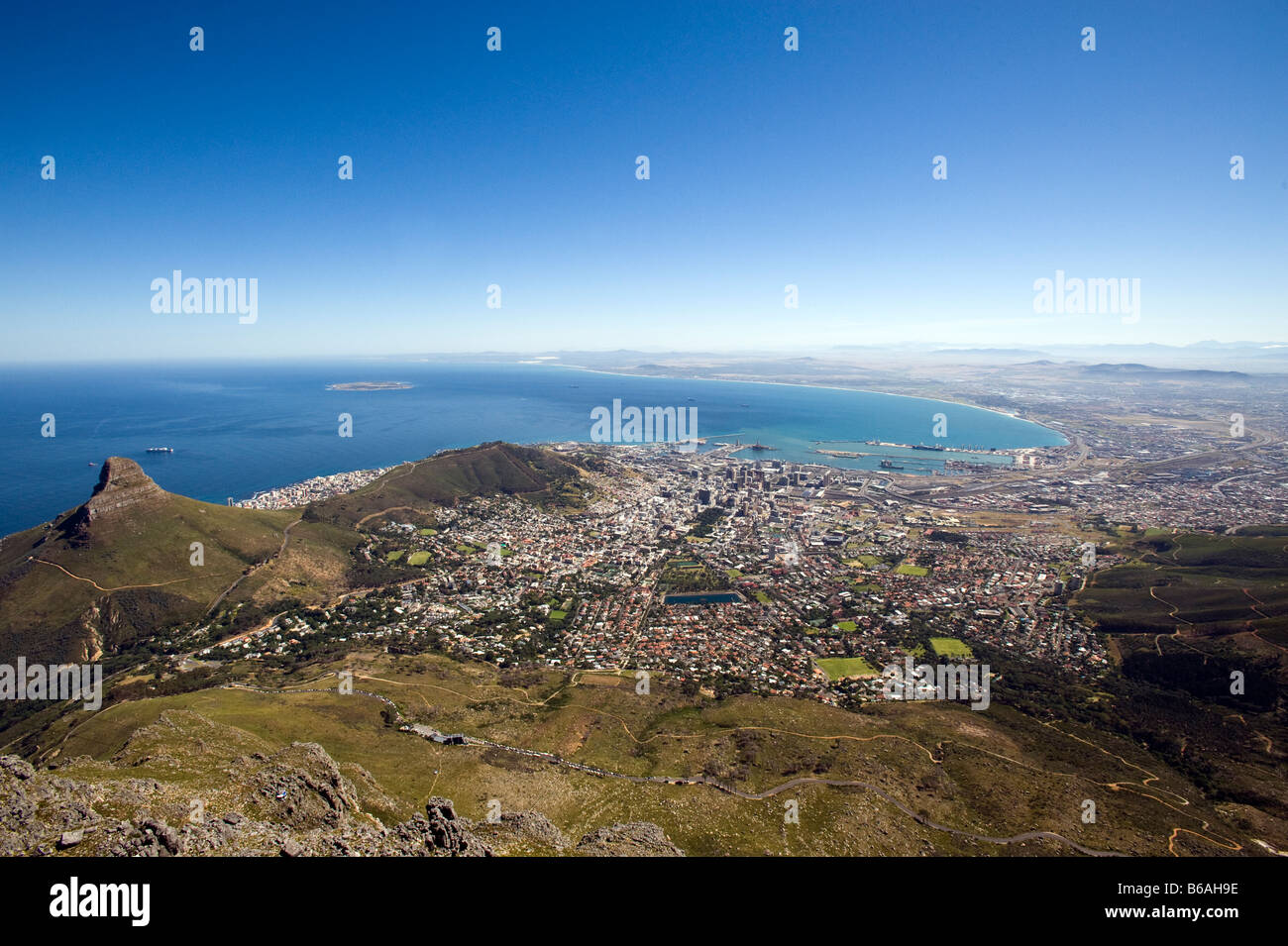 Vista panoramica dal Monte Table sopra la città di Città del Capo Sud Africa Foto Stock