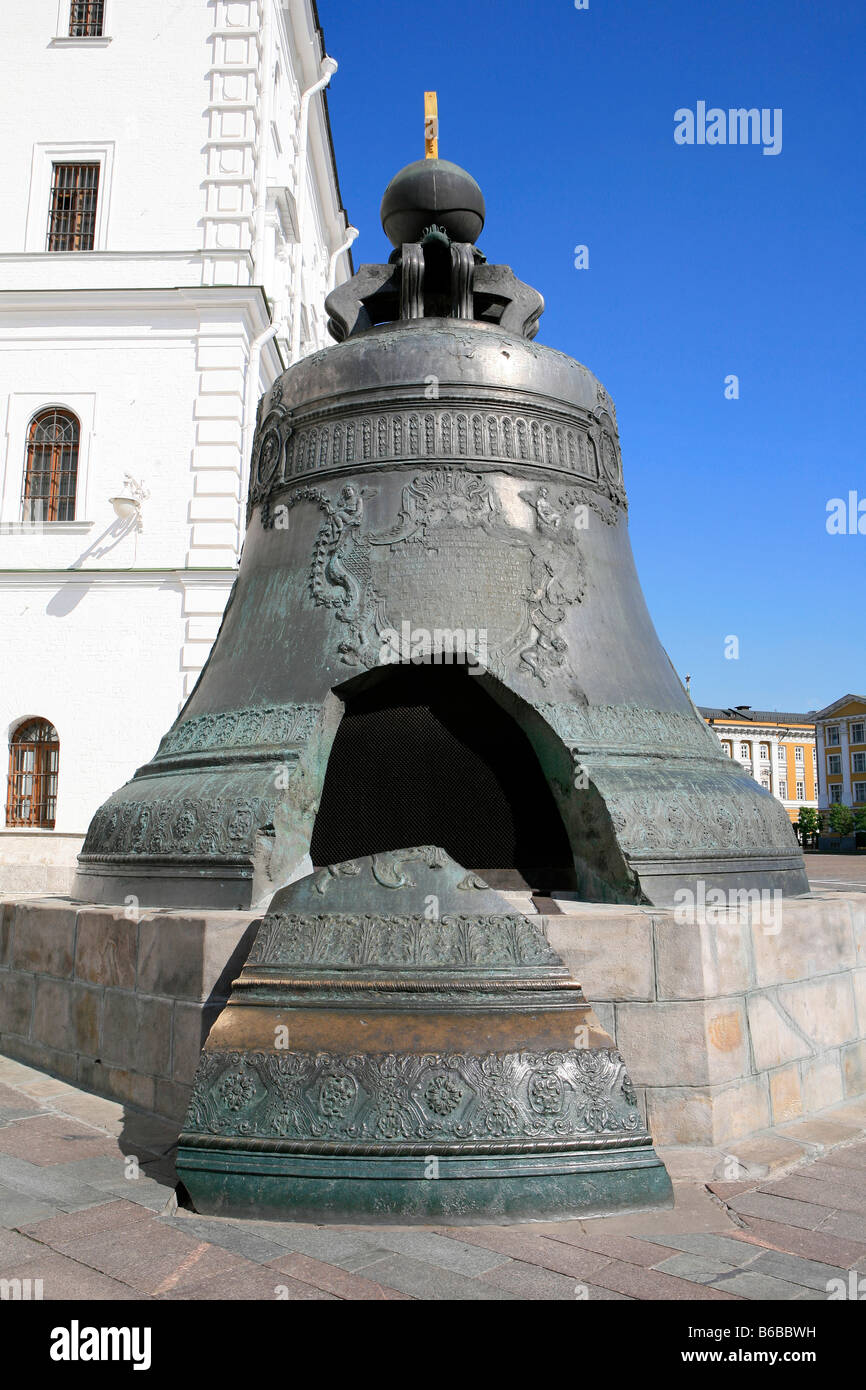 La Campana dello Zar (1733-1735) presso il Cremlino di Mosca, Russia Foto Stock