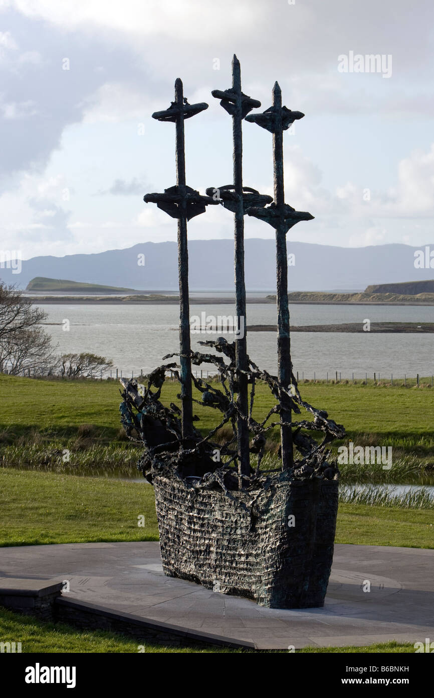 Carestia nazionale Memorial, Westport, Croagh Patrick, Co Mayo, Irlanda, scultura da John Belan Foto Stock