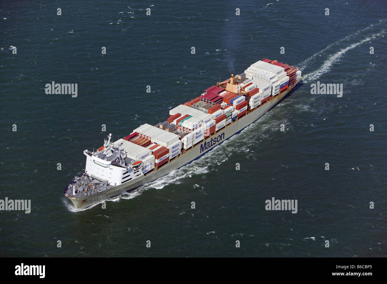 Vista aerea sopra caricato completamente Matson nave portacontainer Mahimahi Foto Stock