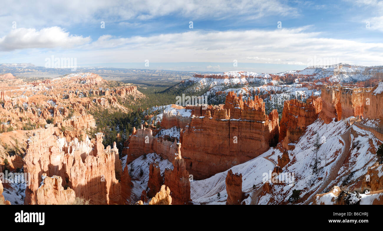 Vista panoramica di Bryce Canyon in inverno Foto Stock