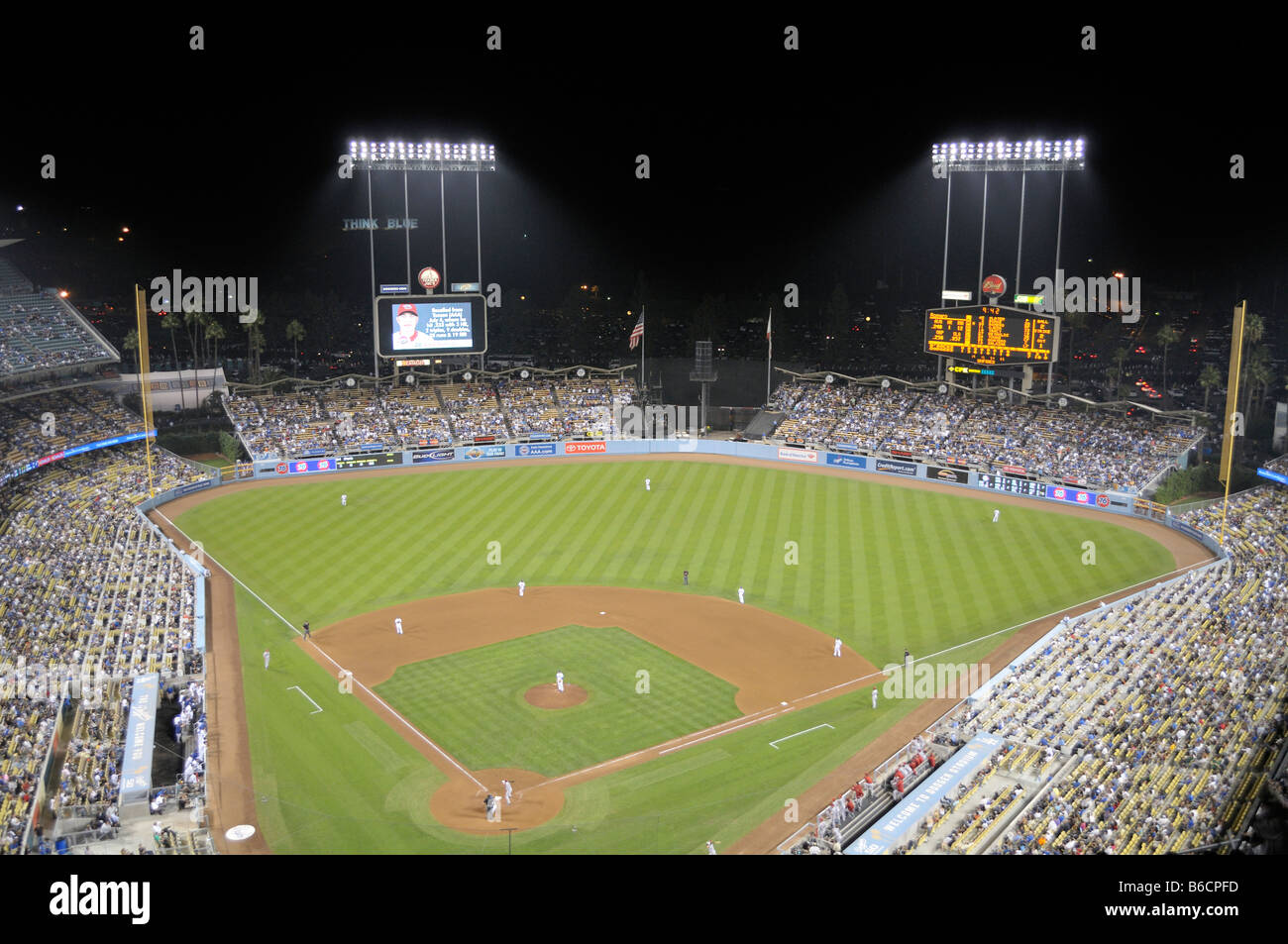 Il Dodger Stadium durante la notte gioco di baseball Foto Stock