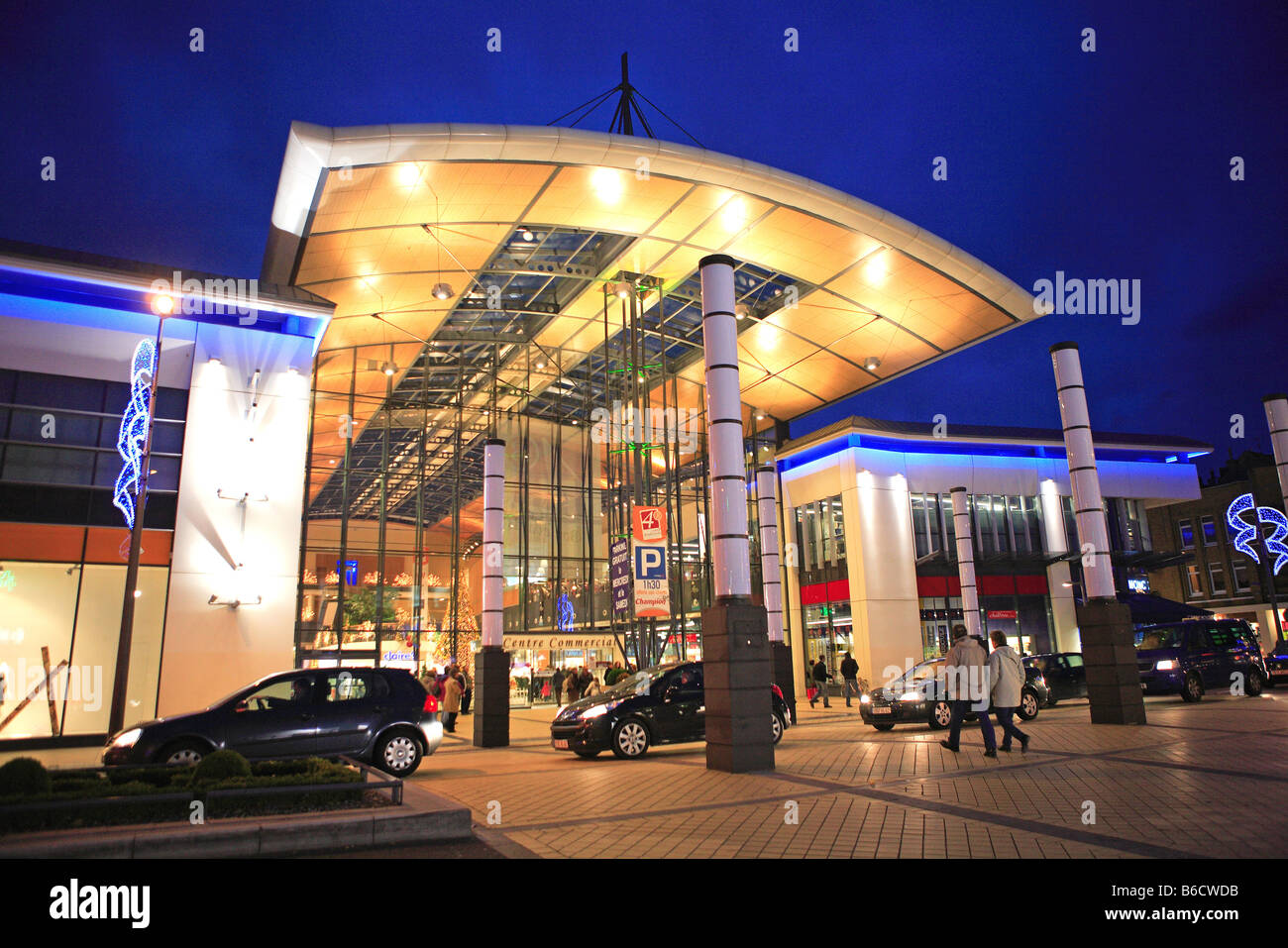 Francia, Calais a Natale, Centro shopping Foto Stock