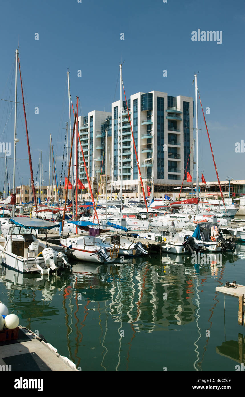 Imbarcazione piccola DOCK HERZLIA MARINA ISRAELE Foto Stock