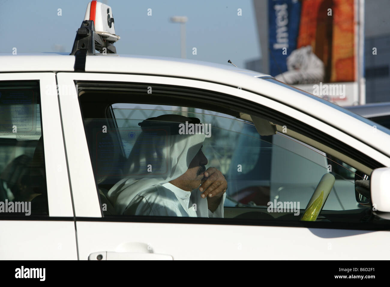 BRN, Bahrain: Manama, taxi driver Foto Stock