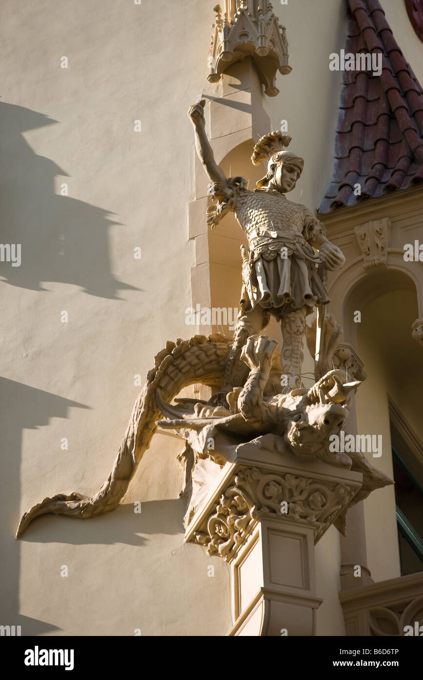 San Giorgio e il drago statua JOSEFOV QUARTIERE EBRAICO DI PRAGA REPUBBLICA CECA Foto Stock