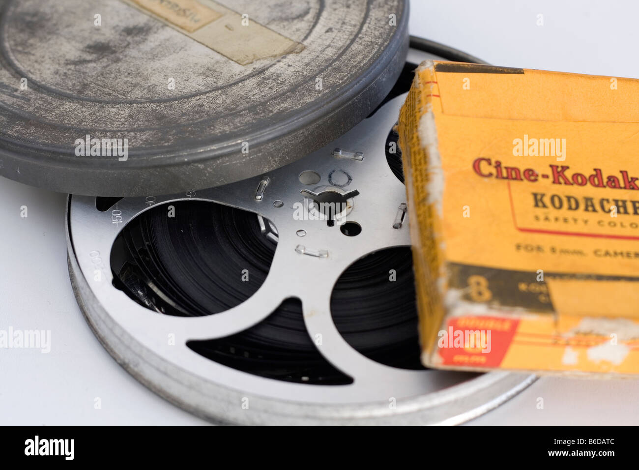 Una bobina di 8mm colore kodak pellicola Kodachrome in un possibile. Foto Stock