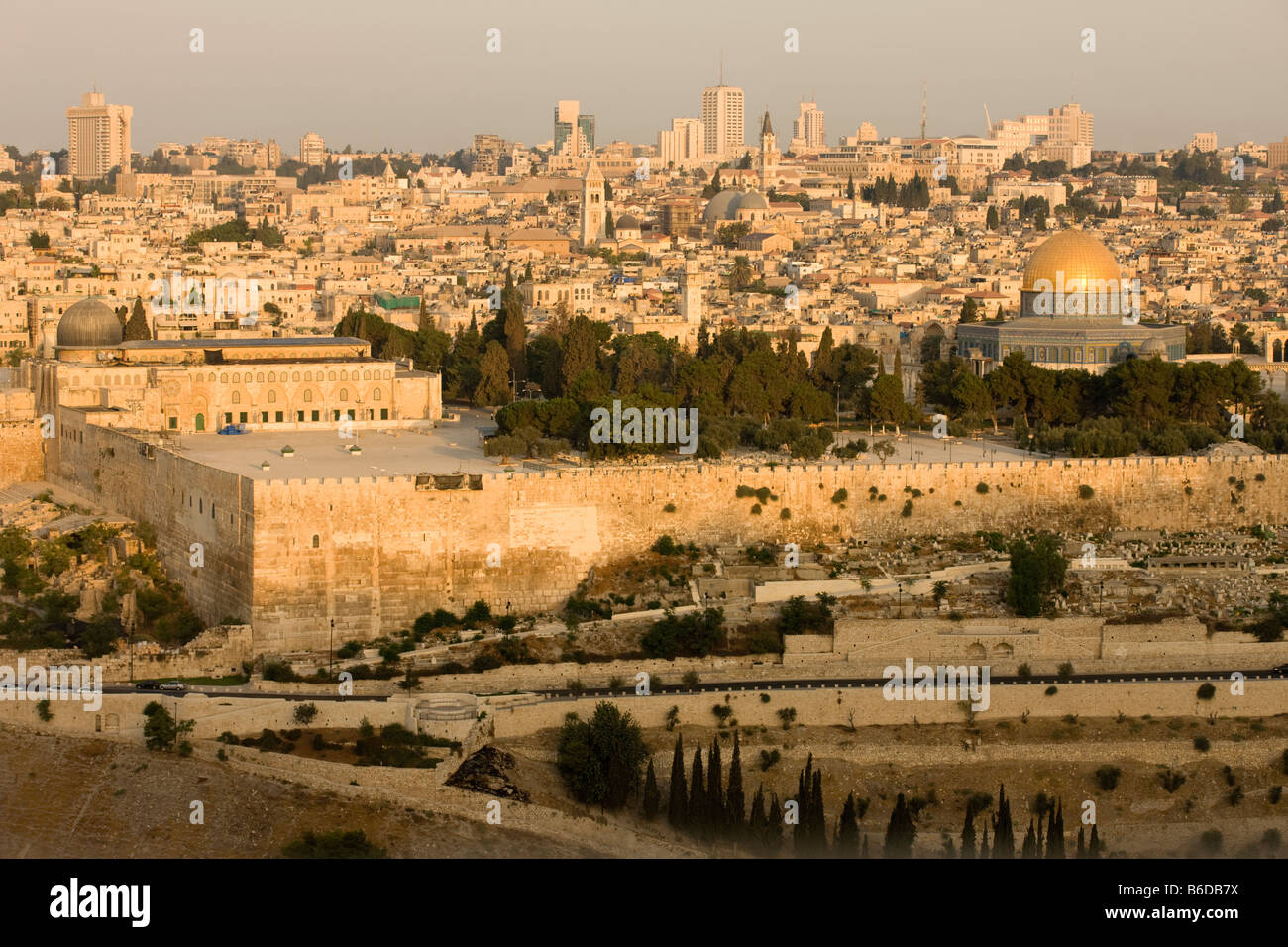 Cupola della roccia al monte del tempio città vecchia Gerusalemme ISRAELE Foto Stock