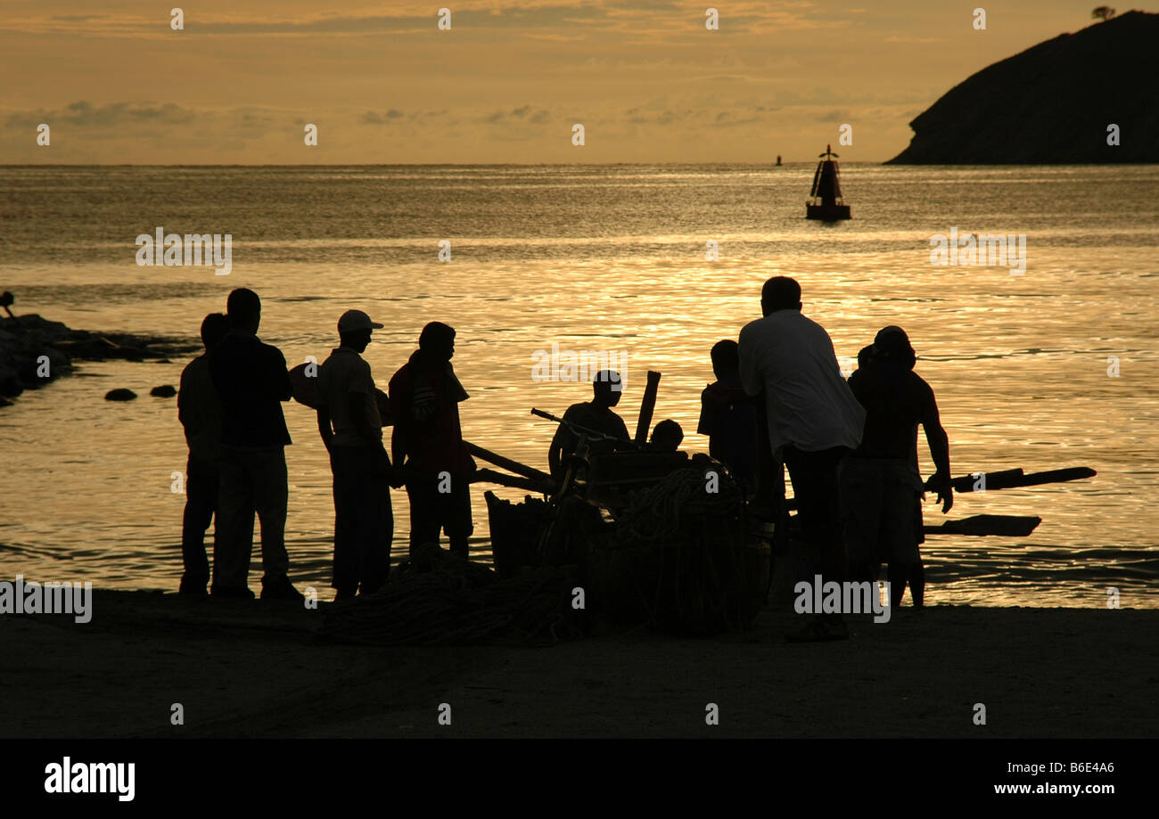 Dopo una dura giornata di pesca in Santa Marta Foto Stock