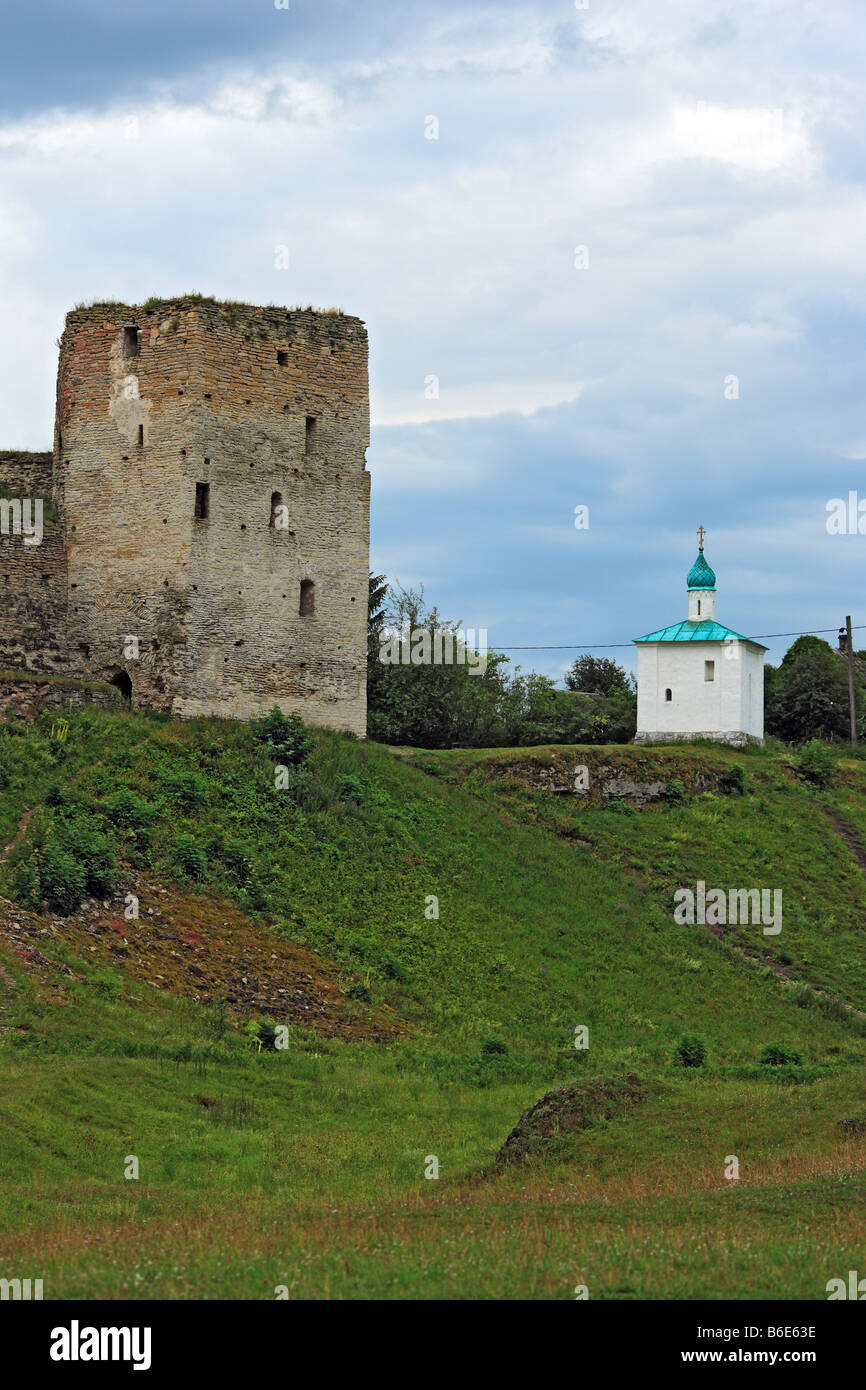 Fortezza medievale, Izborsk, Pskov Regione, Russia Foto Stock