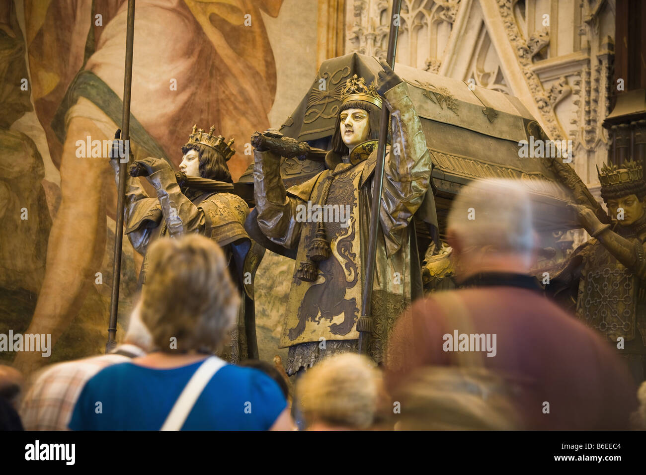 Siviglia Provincia di Siviglia Spagna Tomba di Cristoforo Colombo in cattedrale Foto Stock