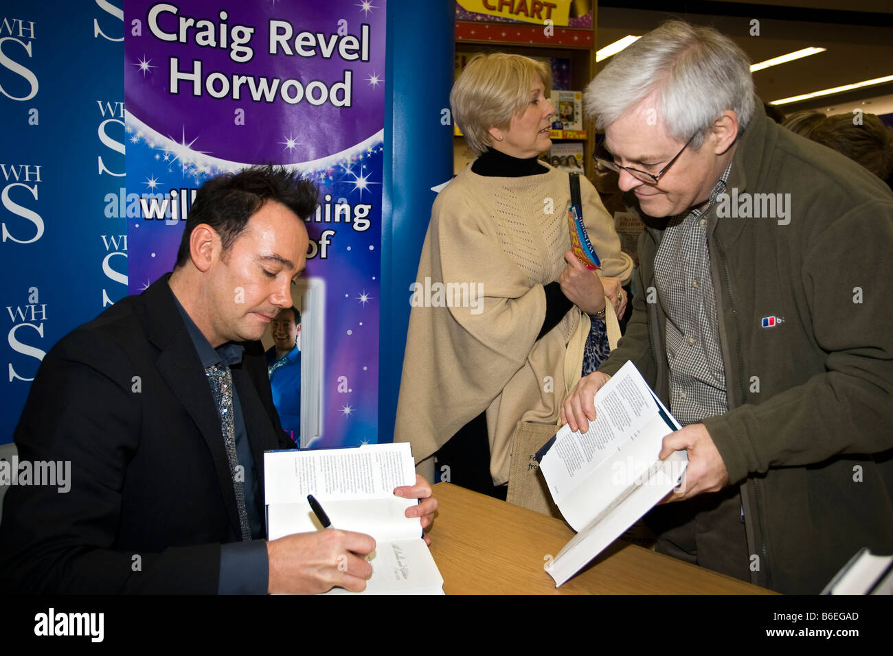 Craig Revel Horwood a libro firma Foto Stock